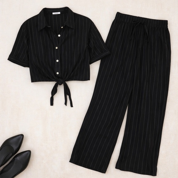 Charlotte Avery 2-Piece Black Pinstripe Set Wide Leg Pants + Tie Front Top M - Picture 1 of 7